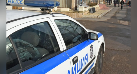 Арестуваха полицаи в София! Изнудвали наркоман за пари