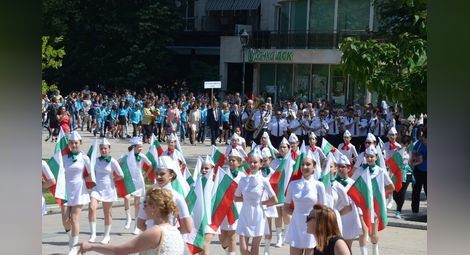 „Глаголене“ смени най-българския химн в празничната програма за 24 май