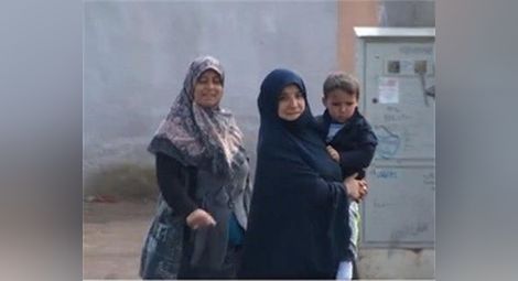 Мюсюлманки от Пазарджик: Забулваме се по желание, никой не ни задължава