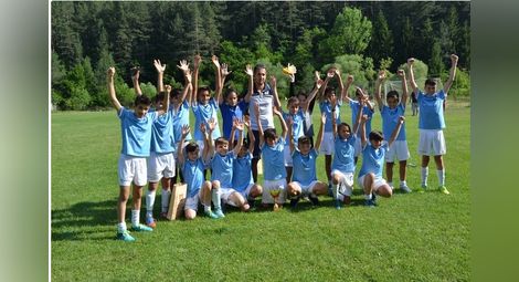 „Дунав“ спечели детски турнир по футбол в Котел