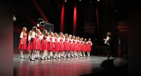 Детският хор „Дунавски вълни“ приключва сезона с концерт в събота