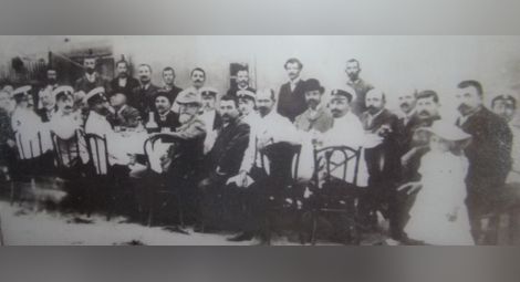 П.Дяков  (прав,кр.вдясно,с мустаците)17.9.1907 инициат.к-т откриване музея в Бяла.
