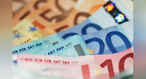 Рекорд: Семейство даде на измамници 40 000 евро