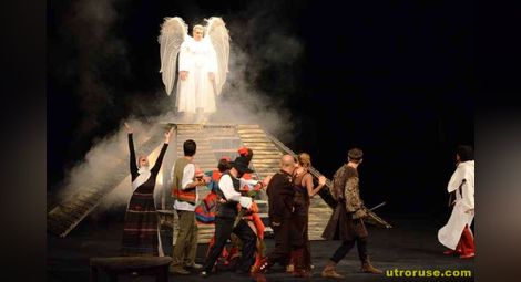 Театър „Маска“ преведе Маркес  на езика на пантомимата и танца