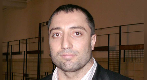 19 са задържаните от групата на Димитър Желязков-Очите, той е обявен за издирване