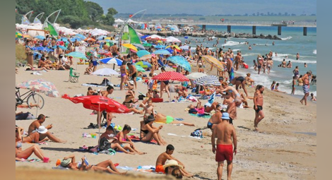 Нова мода на плажа: Инжектират ти тен срещу стотачка