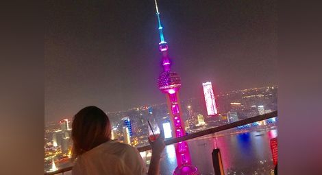 Лора Пуйкова открила в Шанхай своя град