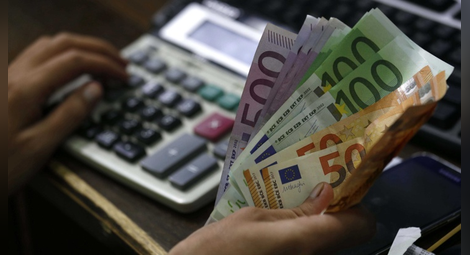 Словения е с най-висока, а Македония – с най-ниска заплата в региона