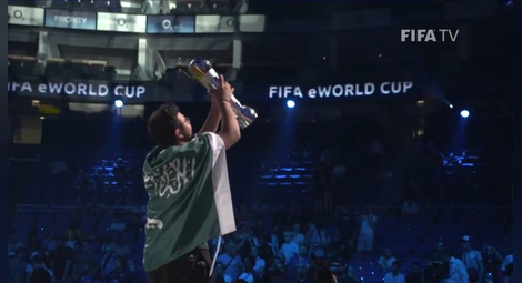 Играч от Саудитска Арабия спечели световната титла на FIFA 18 (видео)
