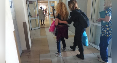 Иванчева напусна "Майчин дом": Окована и обратно в ареста!