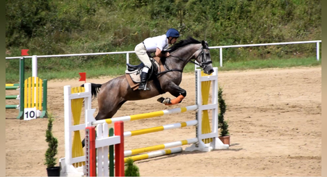 Стефан Игнатов втори на държавно по конен спорт