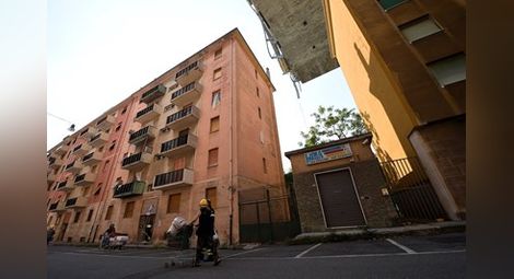 Издирвателна операция под моста в Генуа приключи, още разчистват развалините