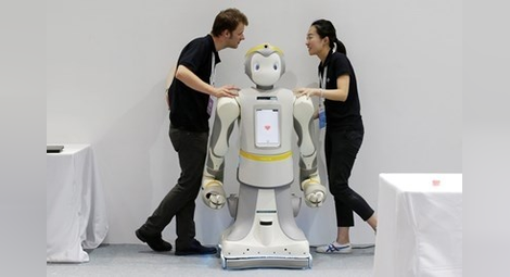 В детските ясли в Китай навлизат преподаватели роботи