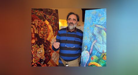 Пловдивски художник излива душа в символи и цветове в галерията