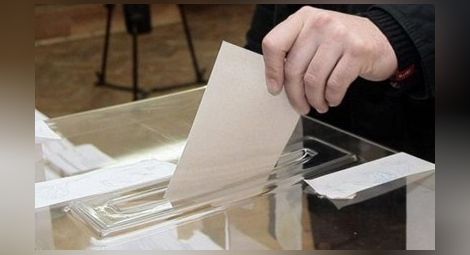 Президентът Радев насрочи кметските избори за 27 октомври
