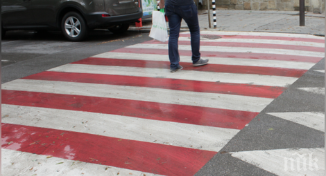 Боядисват в червено пешеходни пътеки в  кампанията „Убий скоростта, спаси дете“