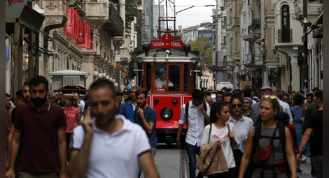 Турската лира отново се срива