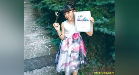 8-годишната Тереза свири Бах като истински професионалист