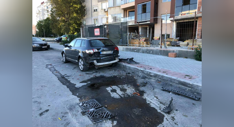 Почерпена шофьорка с джип помля няколко паркирани коли във Варна