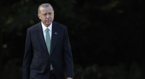 ЕС намали с 40% финансовата помощ за Турция