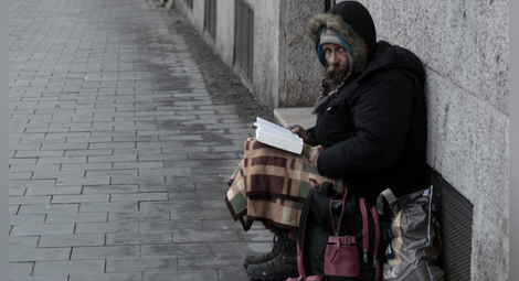 От днес да бъдеш бездомен в Унгария е престъпление