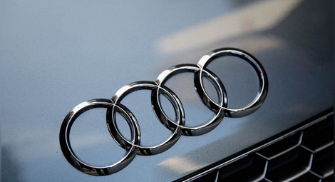 Audi сменя емблемата си