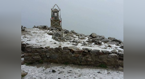 Сняг покри връх Мусала за първи път за сезона