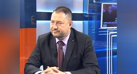 Уволниха шефа на агенцията за българите в чужбина Петър Харалампиев