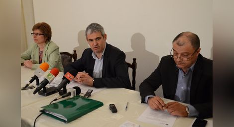 Пламен Димитров: Преговаряме за увеличение на учителските заплати с 5% от 1 юли