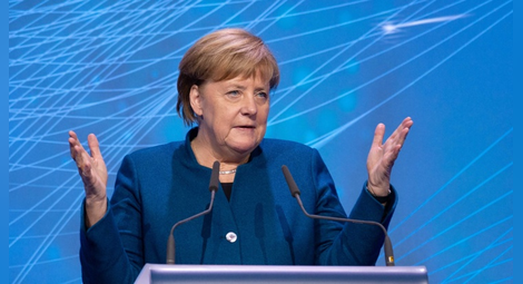 Меркел за поредна година е най-влиятелната жена в света
