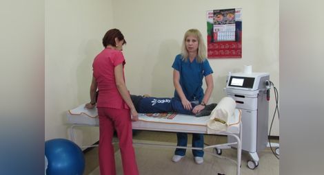 С нов апарат в „Канев“ помагат на деца с церебрална парализа и травми на краката