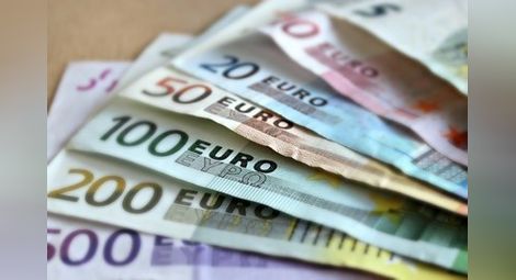 На 1 януари еврото става на 20 години
