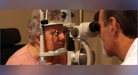 Безплатни прегледи за катаракта в болница „Канев“