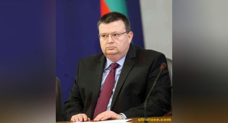 Цацаров: Ще изтекат още СРС-та по много други случаи 