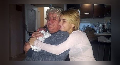 Момиче от Пловдив роди за втори път от 65-годишен