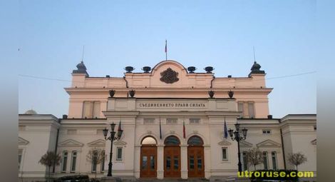 ГЕРБ внасят вот на недоверие към кабинета Орешарски