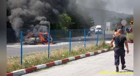 Тежка катастрофа край Варна, шестима ранени в огнен ад