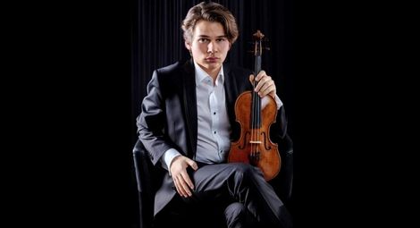 Порасналото дете-чудо Елин Колев  свири Вивалди с русенските симфоници