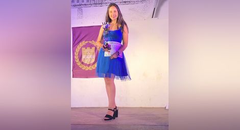 15-годишната Кристина Тодорова  е победителят в „Звезди над Ловеч“