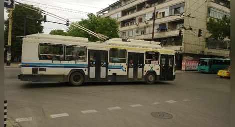Общественият транспорт взема 300 000 лева заем от бюджета