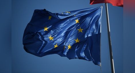 Европарламентът гласува отлагане на Брекзит