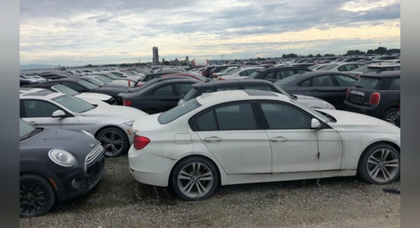 3000 BMW-та и Mini-та ръждясват изоставени 4 г. на паркинг