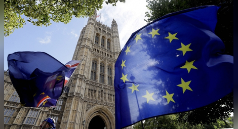 Лондон може да излезе с „конкретни предложения“ по Brexit до дни