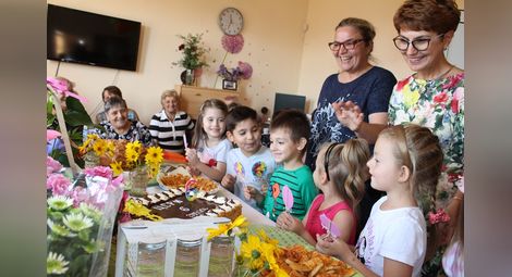 Шести рожден ден отпразнува  социалният център в Щръклево