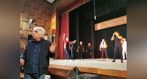 Актьорският клас на Любомир Кънев  грабна Гран при на театрален фестивал
