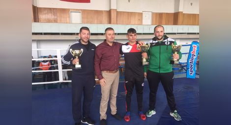 Боксьор на „Локо“ държавен  шампион при младежите в Плевен