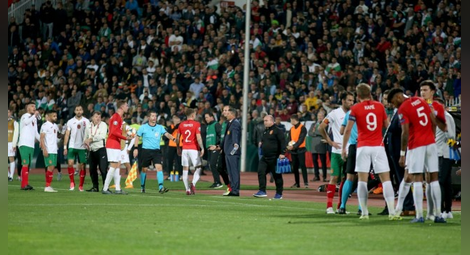 Гари Невил: Наказанието на България показва, че УЕФА не може да се справи с расизма