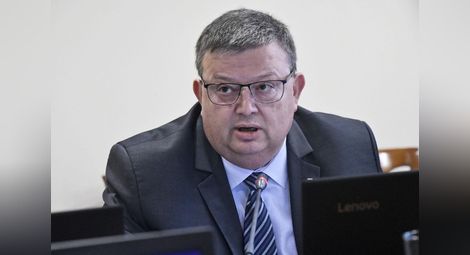 Цацаров официално предложен за шеф на Антикорупционната комисия