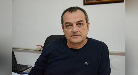 Д-р Светослав Дачев