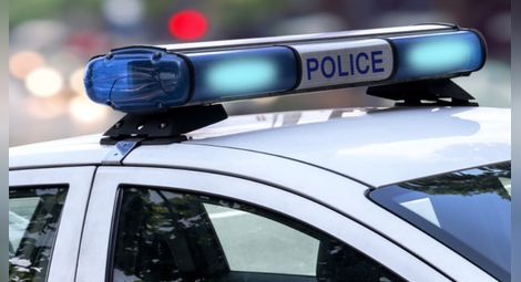Почерпен тийнейджър си устроил полицейско преследване с крадена кола